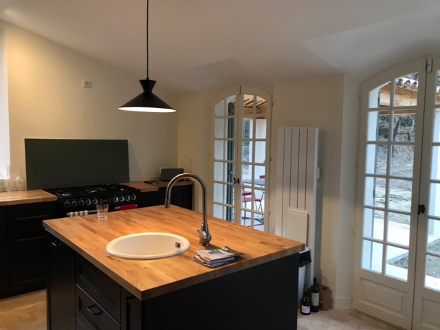 Démolition et rénovation d'une maisons à Rognes