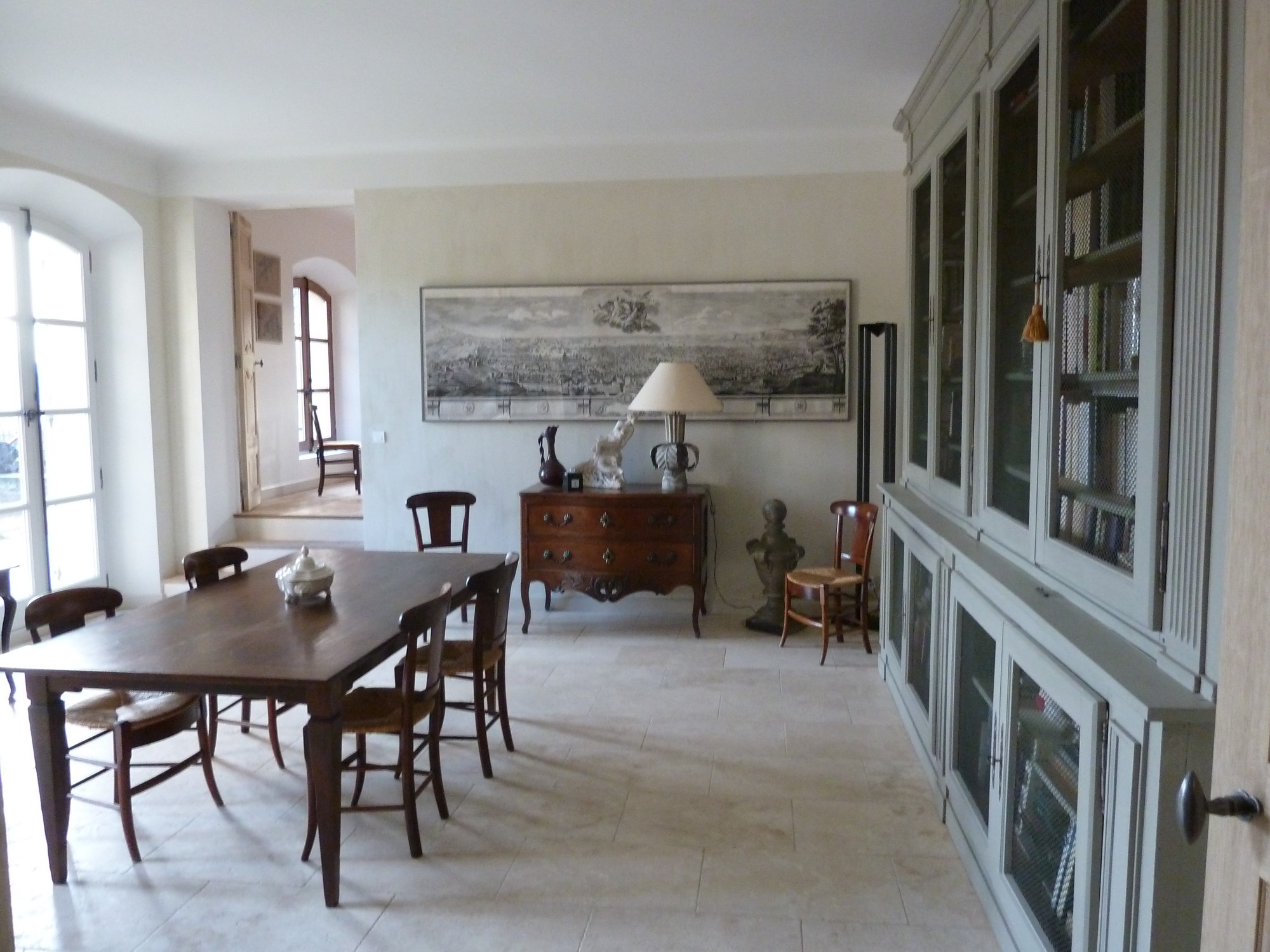 Intérieur d'une Bastide Aixoise rénovée par PROMAZUR